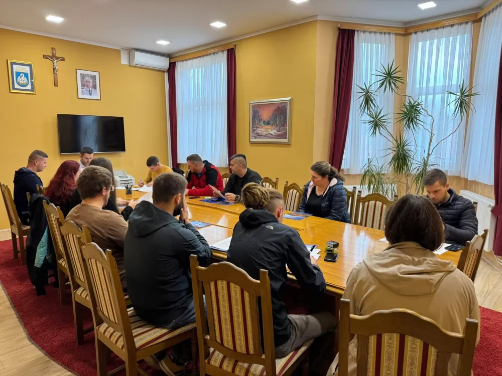 Općina koja brine o svojim ljudima – potpisano 12 novih ugovora sa sumještanima