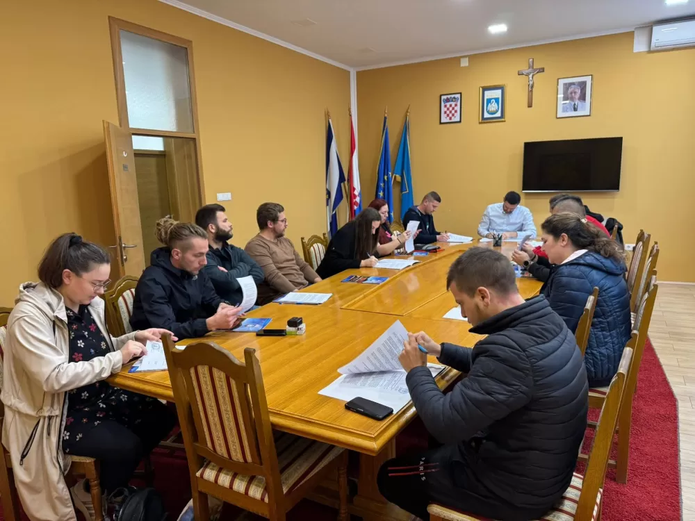 Općina koja brine o svojim ljudima – potpisano 12 novih ugovora sa sumještanima