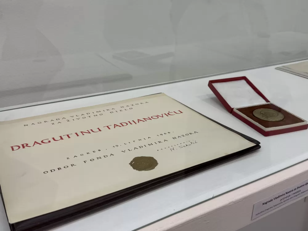 U Spomen-domu Dragutina Tadijanovića otvorena izložba „Ususret 4. izdanju Sabranih djela Dragutina Tadijanovića“