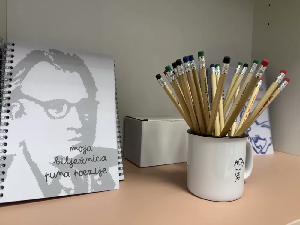 U Spomen-domu Dragutina Tadijanovića otvorena izložba „Ususret 4. izdanju Sabranih djela Dragutina Tadijanovića“