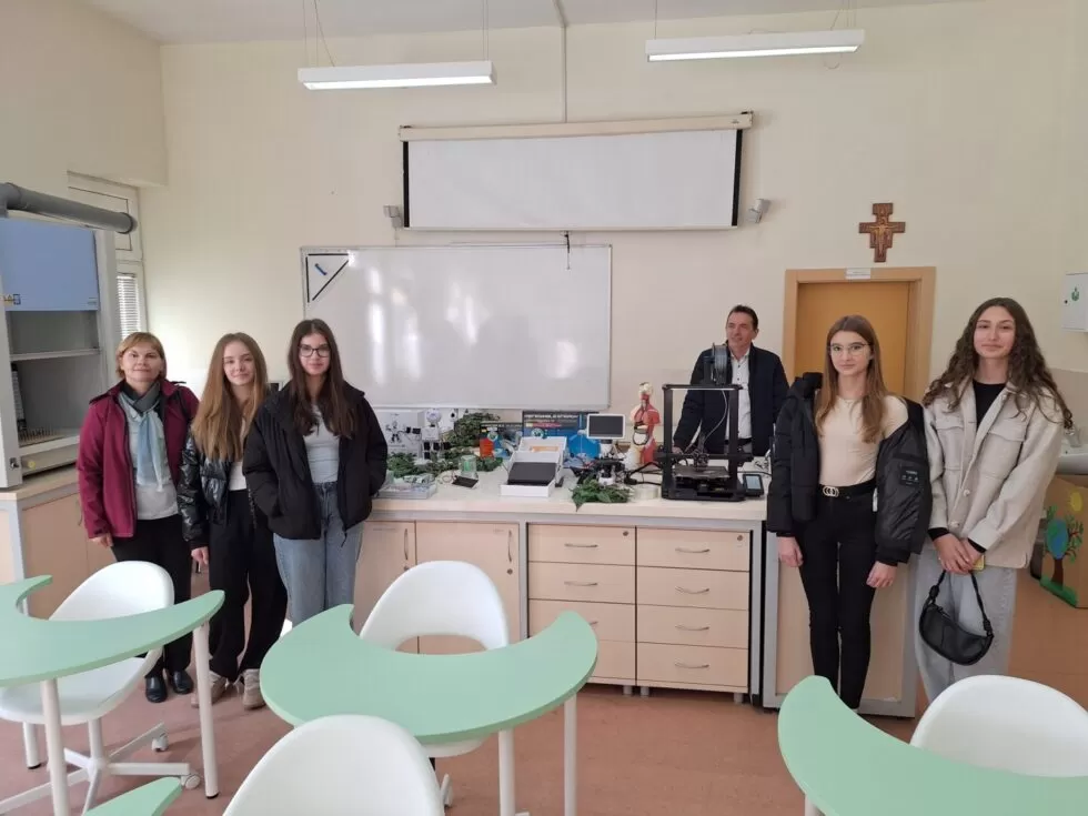 Kutjevčani i Visočani u zelenoj učionici budućnosti: prijateljstvo, znanje i suradnja bez granica