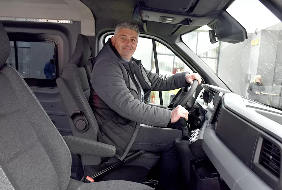 Blagoslovljeno i javnosti predstavljeno novo, prilagođeno vozilo za osobe s invaliditetom