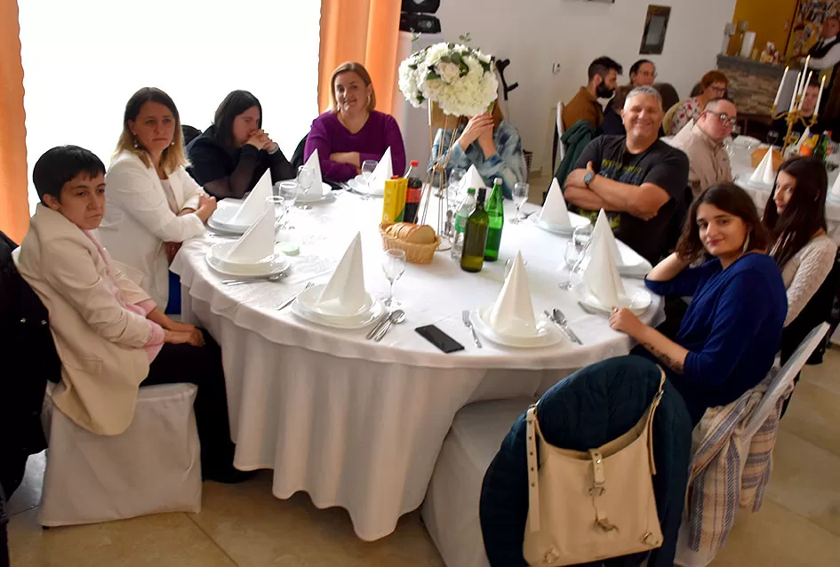 Blagoslovljeno i javnosti predstavljeno novo, prilagođeno vozilo za osobe s invaliditetom