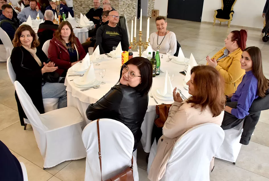 Blagoslovljeno i javnosti predstavljeno novo, prilagođeno vozilo za osobe s invaliditetom