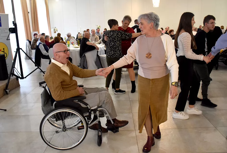 Blagoslovljeno i javnosti predstavljeno novo, prilagođeno vozilo za osobe s invaliditetom