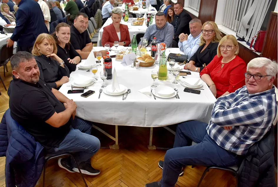 Martinjska zabava Udruge ʼVino-Kapʼ: Krštenje mošta i vinski zavjeti u Kaptolu