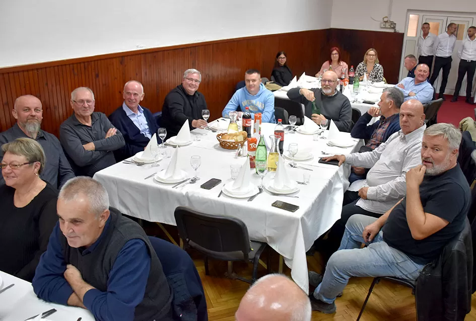 Martinjska zabava Udruge ʼVino-Kapʼ: Krštenje mošta i vinski zavjeti u Kaptolu