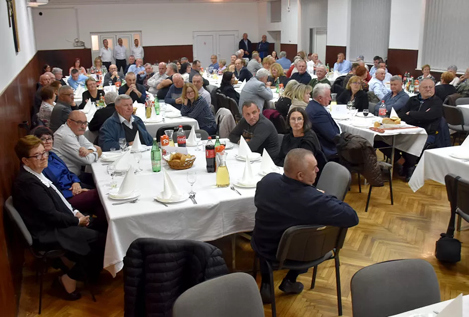 Martinjska zabava Udruge ʼVino-Kapʼ: Krštenje mošta i vinski zavjeti u Kaptolu