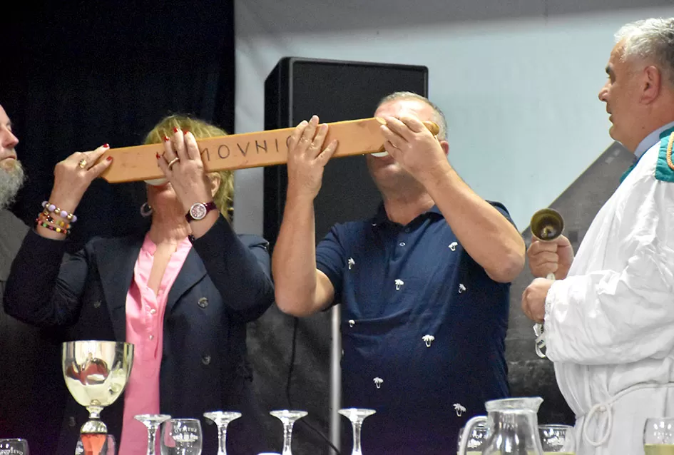 Martinjska zabava Udruge ʼVino-Kapʼ: Krštenje mošta i vinski zavjeti u Kaptolu