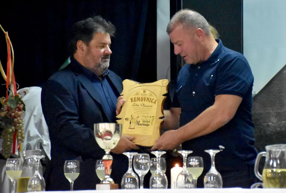 Martinjska zabava Udruge ʼVino-Kapʼ: Krštenje mošta i vinski zavjeti u Kaptolu