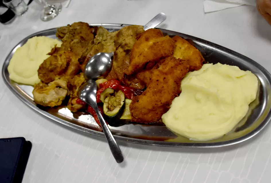 Martinjska zabava Udruge ʼVino-Kapʼ: Krštenje mošta i vinski zavjeti u Kaptolu