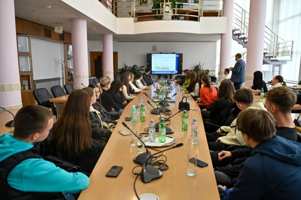 Arhitektonski tehničari Tehničke škole uče o digitalnim alatima prostornog uređenja