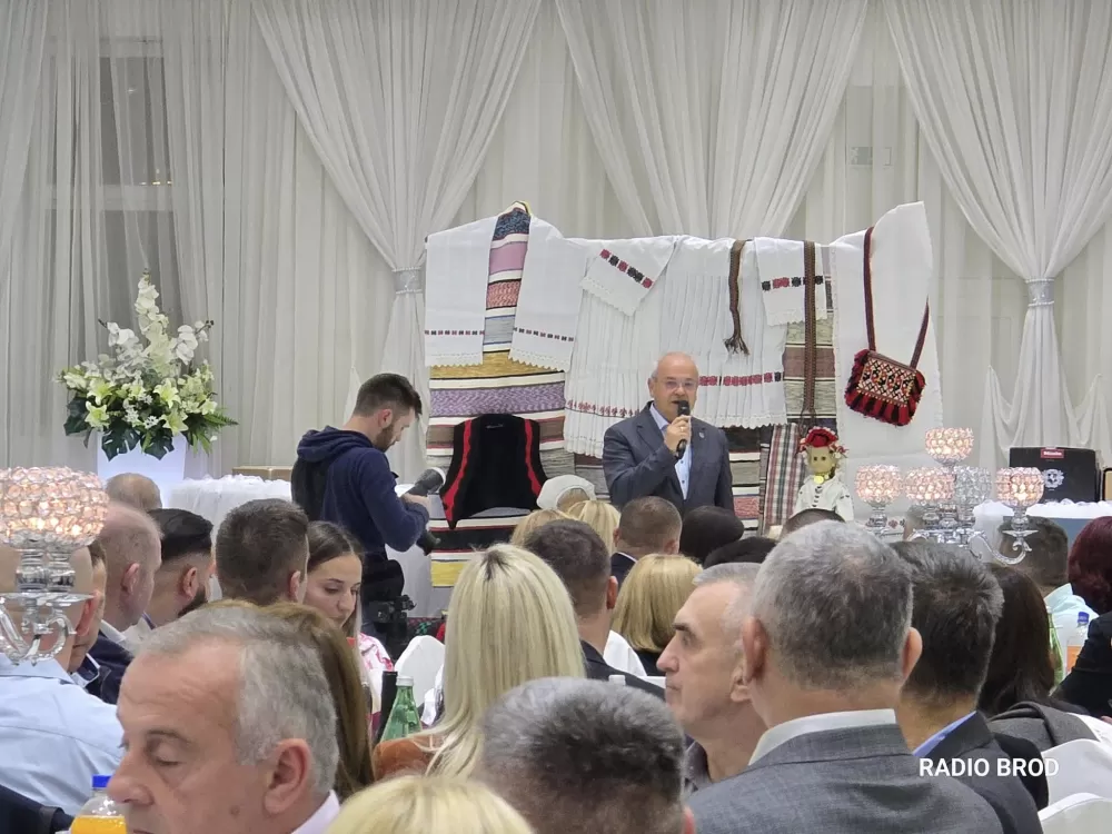 Donacijska večer u Slavonskom Brodu za potporu studentima i osobama s poteškoćama u razvoju