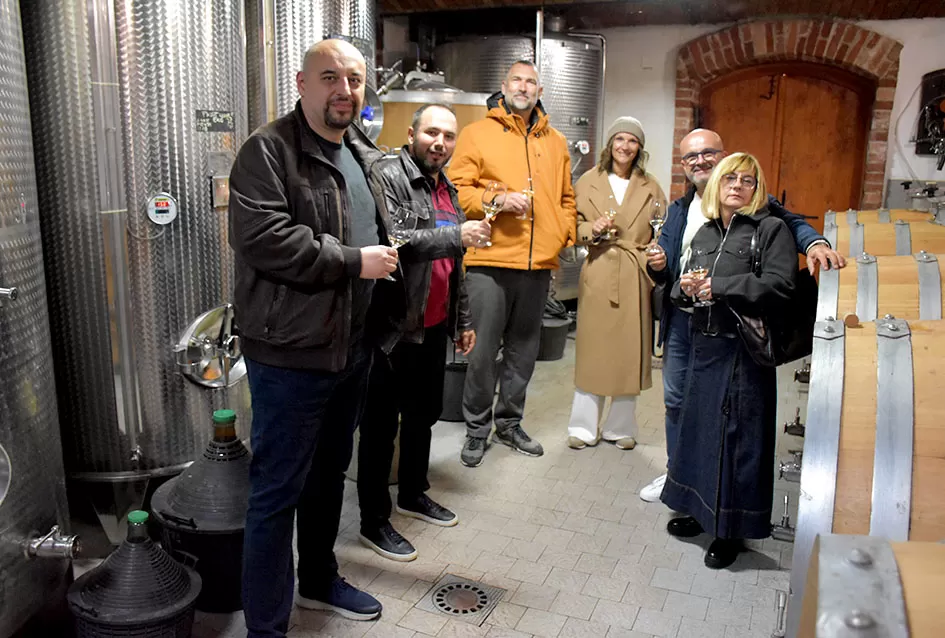 Rijeke posjetitelja preplavile podrume na Danu otvorenih podruma  u Kutjebu