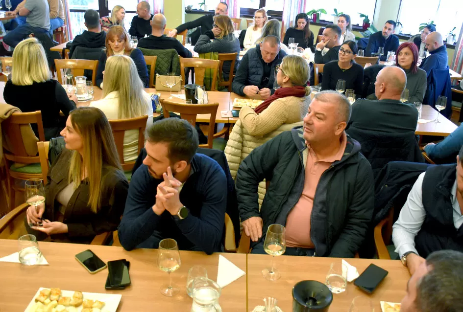 Rijeke posjetitelja preplavile podrume na Danu otvorenih podruma  u Kutjebu