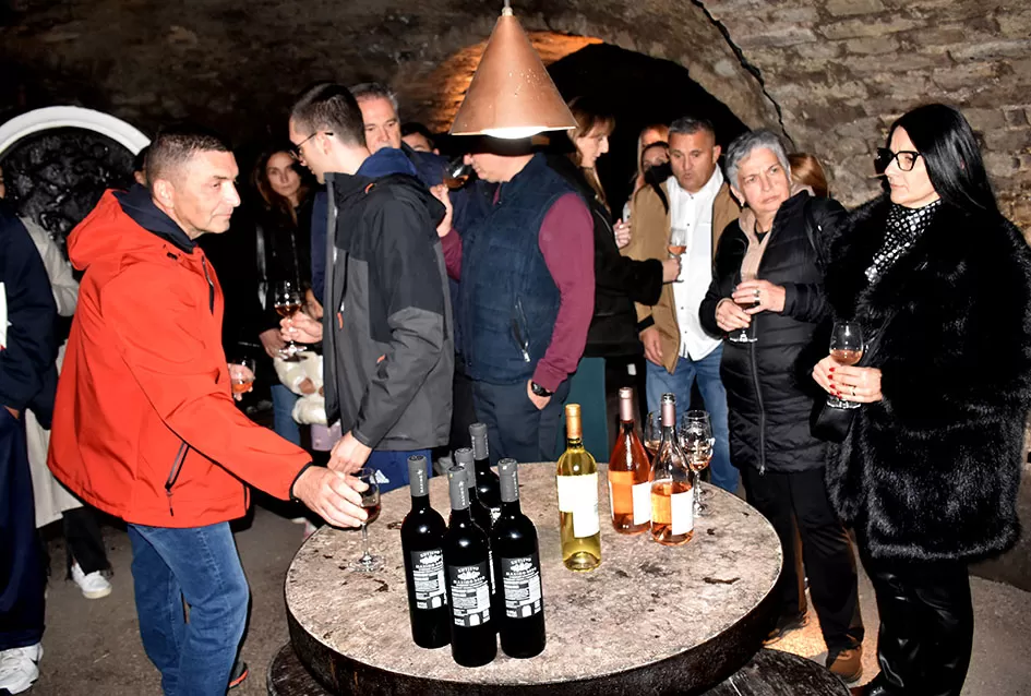 Rijeke posjetitelja preplavile podrume na Danu otvorenih podruma  u Kutjebu