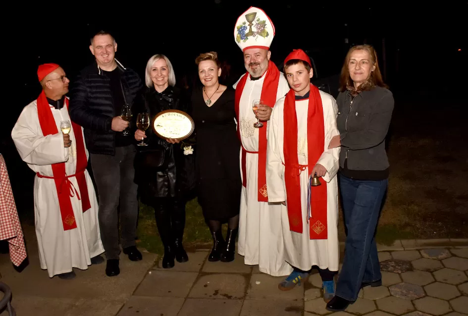 Vukovići na Sokolovcu proslavili jubilarno 15. Martinje: Klaudija Mihaljević Ruža nova kuma