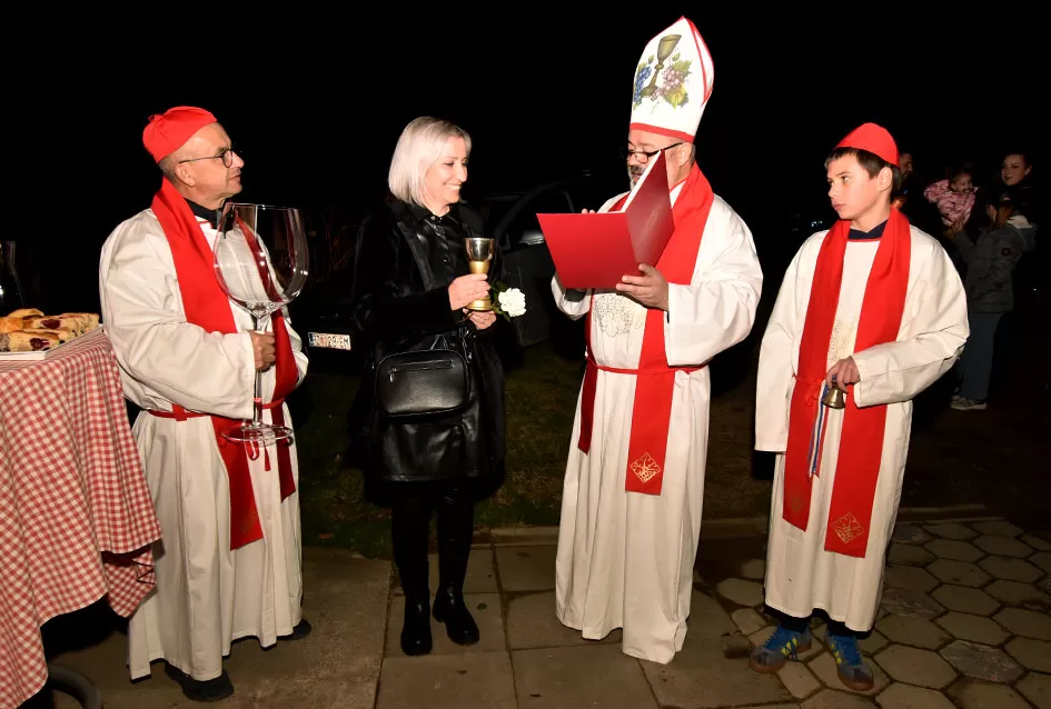 Vukovići na Sokolovcu proslavili jubilarno 15. Martinje: Klaudija Mihaljević Ruža nova kuma