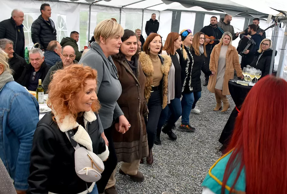 Martinje kod Zorice Tandare: Tradicija, pjesma i juneći gulaš umjesto svinjetine