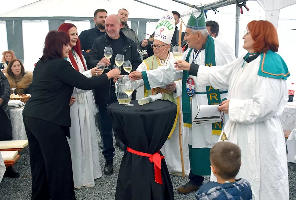 Martinje kod Zorice Tandare: Tradicija, pjesma i juneći gulaš umjesto svinjetine