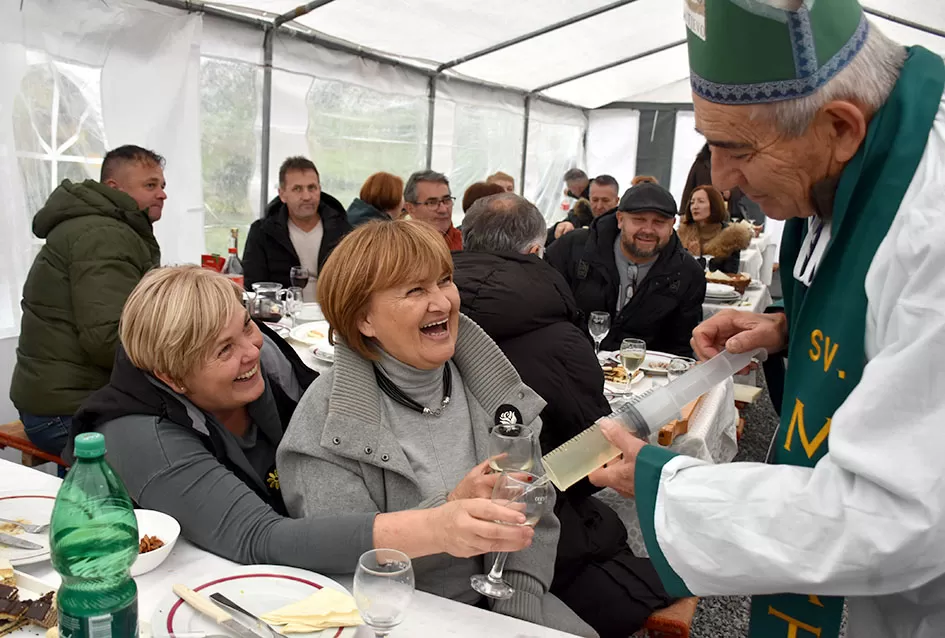 Martinje kod Zorice Tandare: Tradicija, pjesma i juneći gulaš umjesto svinjetine