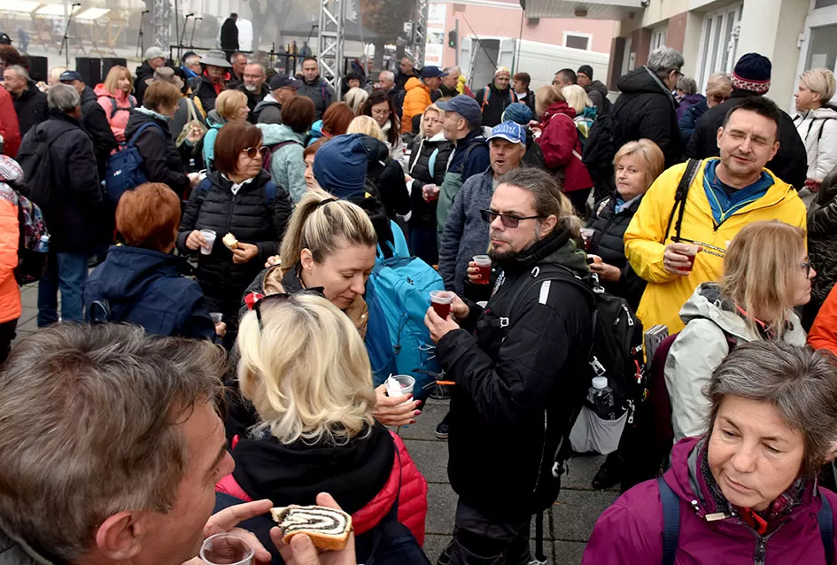 Nikad bolje Martinje u Kutjevu – tisuće planinara, gostiju i ljubitelja graševine uživalo u nezaboravnom danu