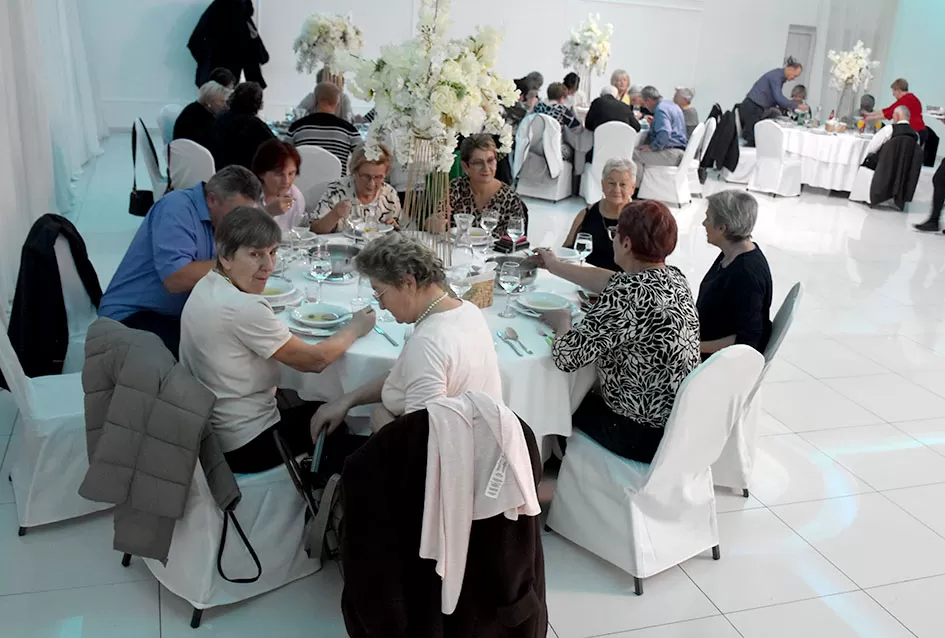 Više od stotinu uzvanika na mjesečnoj zabavi Marice Budimski Mace, plesalo se do iza ponoći