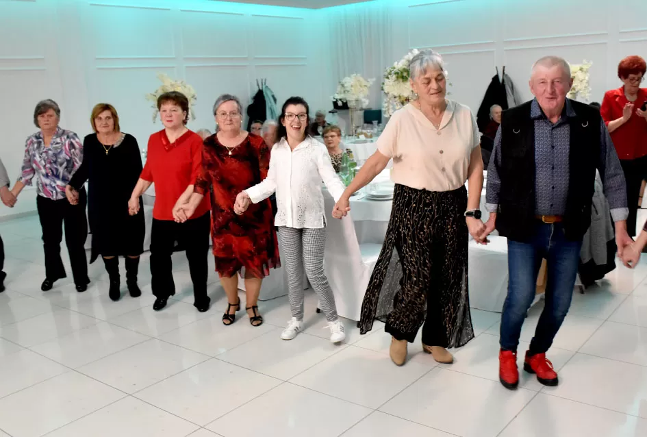 Više od stotinu uzvanika na mjesečnoj zabavi Marice Budimski Mace, plesalo se do iza ponoći