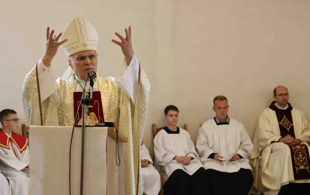 Proslava 50. obljetnice Župe Svete Obitelji u Slavonskom Brodu