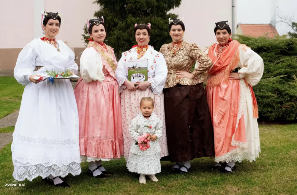 U Sikirevcima svečano proslavljena 50. obljetnica KUD-a „Sloga“