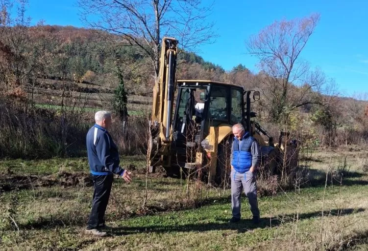 U Djedinoj Rijeci proveli akciju vađenja i trapljenja sadnica starih sorti voćaka