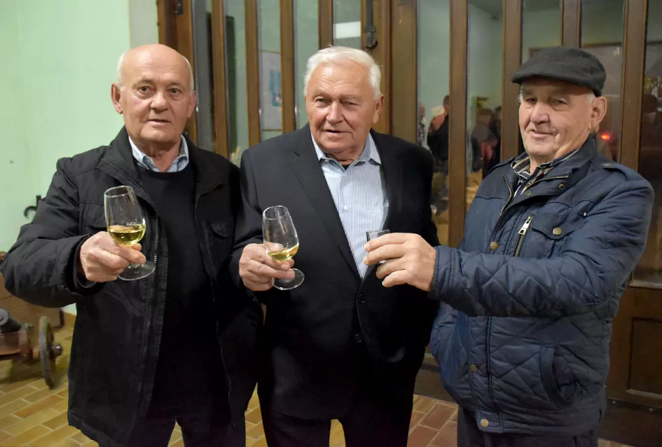 Krštena mlada graševina, kušana rijetka arhivska vina stara preko 30 godina