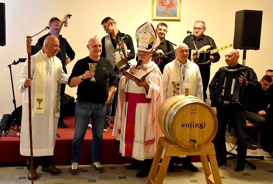 Krštena mlada graševina, kušana rijetka arhivska vina stara preko 30 godina