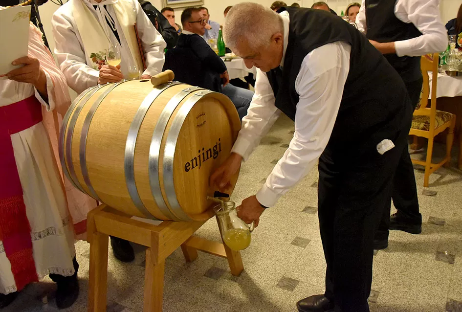 Krštena mlada graševina, kušana rijetka arhivska vina stara preko 30 godina