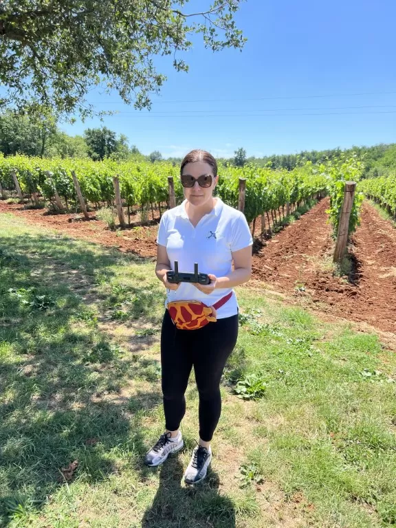 Požega.eu | Nagrađena ideja kaptolačko-zagrebačkog para koja digitalno upravlja vinogradima i pomaže vinogradarima