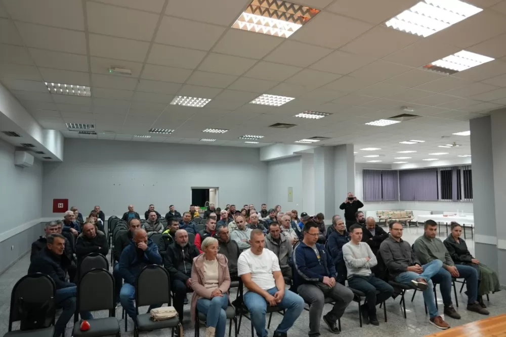 SB Online | Gornja Vrba – općina koja sluša svoje građane: Načelnik Grgić u dijalogu sa sumještanima o razvoju i budućnosti mjesta