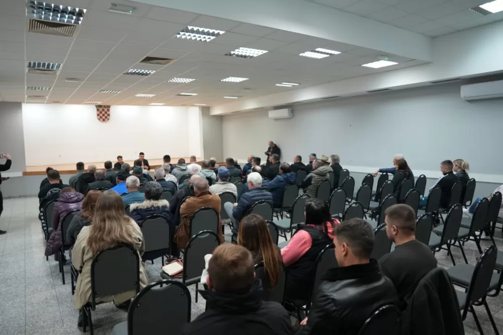 Gornja Vrba – općina koja sluša svoje građane: Načelnik Grgić u dijalogu sa sumještanima o razvoju i budućnosti mjesta