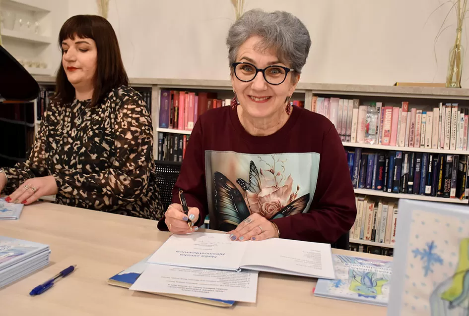 Predstavljena „Naša zimska pjesmoslikovnica“: Knjiga učiteljice Irene Ivetić ilustrirana dječjim radovima učenika OŠ Dobriša Cesarić