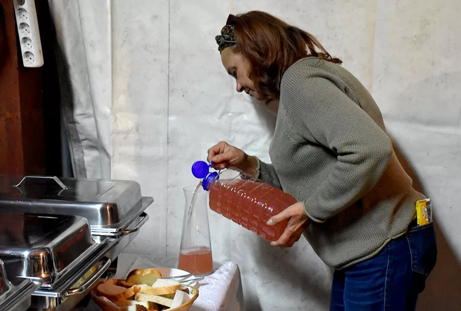 Požeška poduzetnica Ivanka Doiković proslavila Martinje: Franjo Lucić i Marinko Markota novi vinski kumovi