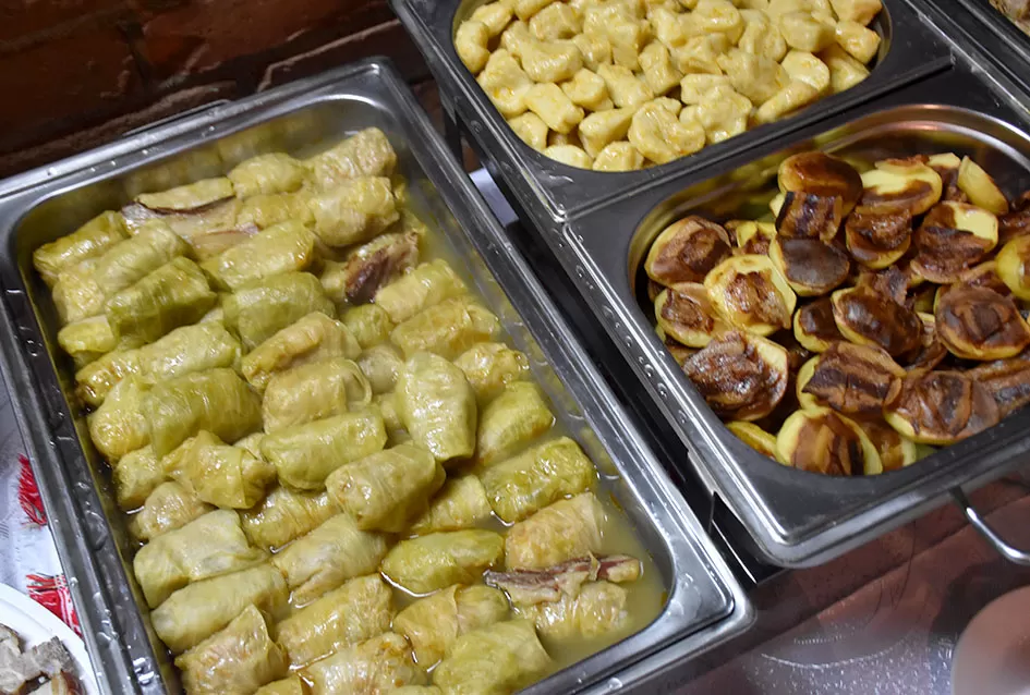 Požeška poduzetnica Ivanka Doiković proslavila Martinje: Franjo Lucić i Marinko Markota novi vinski kumovi