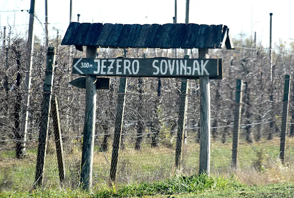 Jezero Sovinjak životno djelo Marice i Slavka Marinovića čeka novog vlasnika: Raj za ribiče i izletnike na korak do Požege