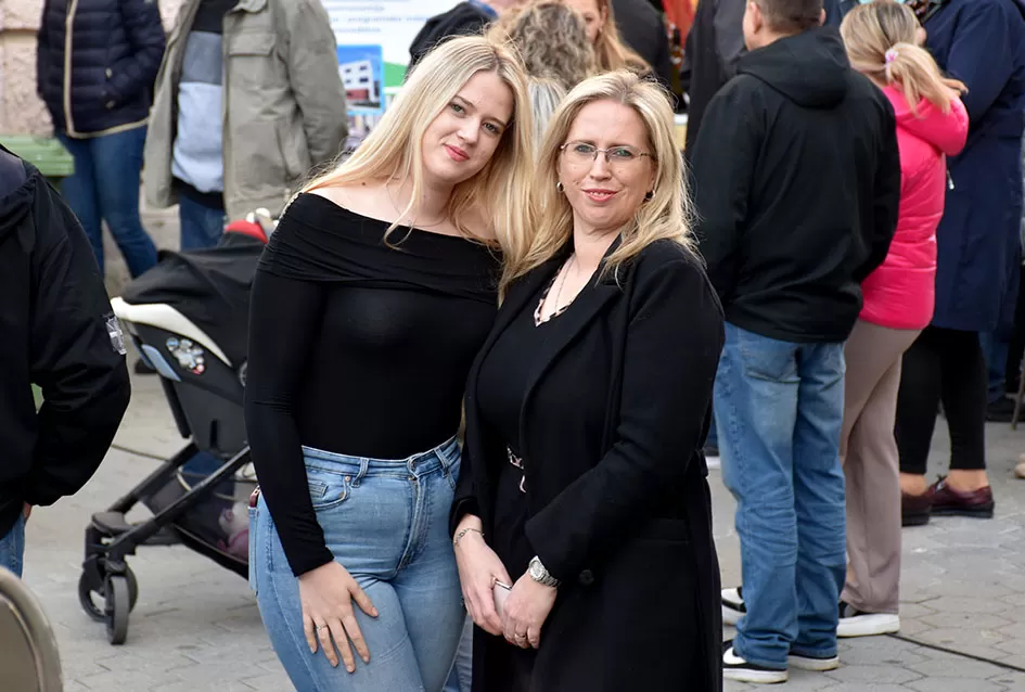 Požega proslavila Martinje u duhu tradicije: Središte grada odjekivalo obredom krštenja mošta!