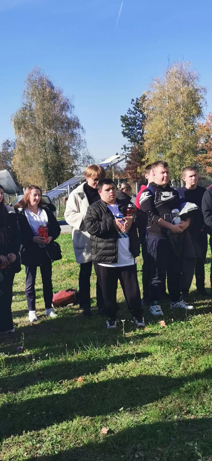 Svjetlost za Vukovar: Poljoprivredno-prehrambena škola odala počast žrtvama rata