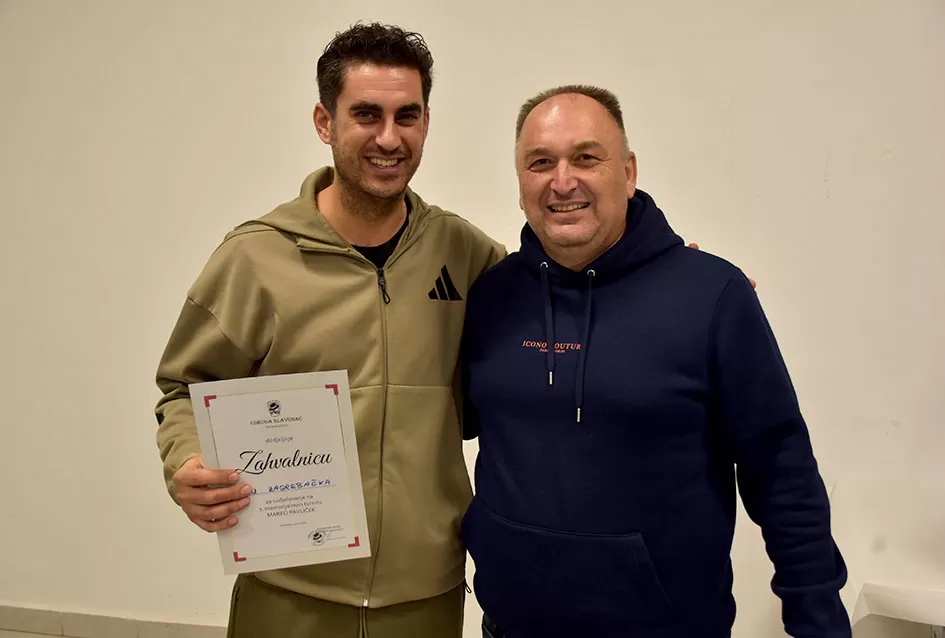 Nogometaši ramanovačkog Slavonca pobjednici turnira u čast sumještaninu