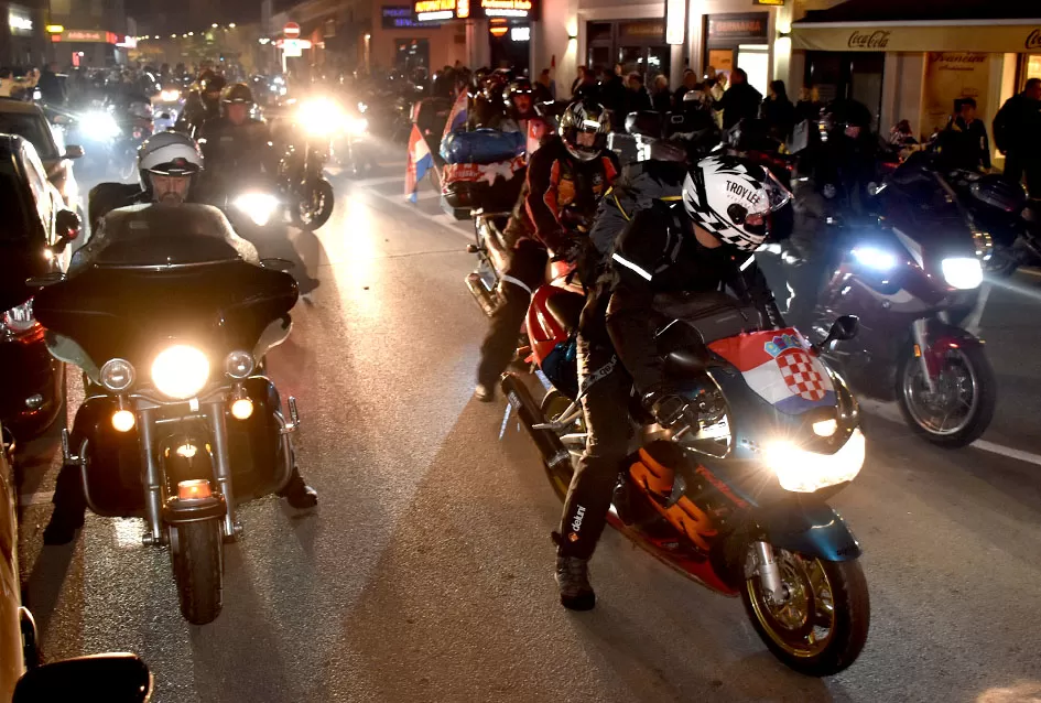 [FOTOGALERIJA] Moto karavana “Zajedno u ratu, zajedno u miru” stigla u Požegu