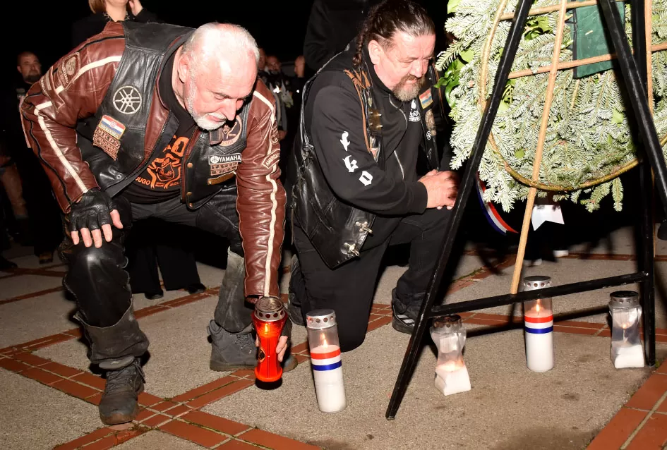 [FOTOGALERIJA] Moto karavana “Zajedno u ratu, zajedno u miru” stigla u Požegu