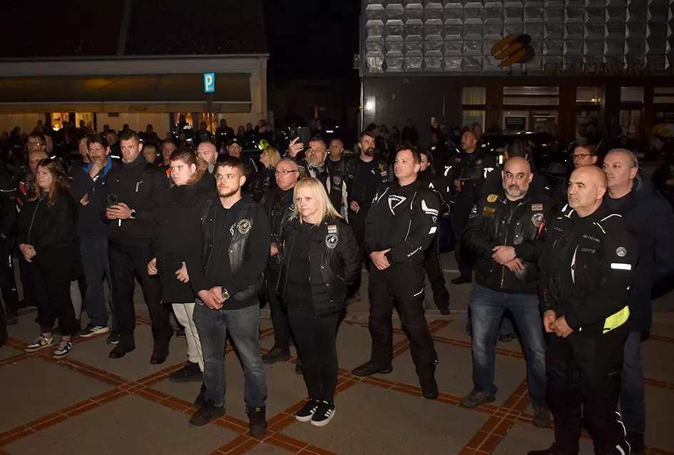 [FOTOGALERIJA] Moto karavana “Zajedno u ratu, zajedno u miru” stigla u Požegu