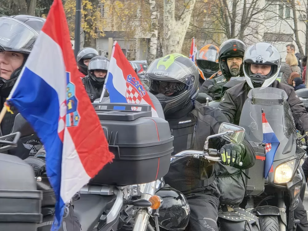 Slavonski Brod u znaku zajedništva: Nikad veća moto-karavana na putu za Vukovar