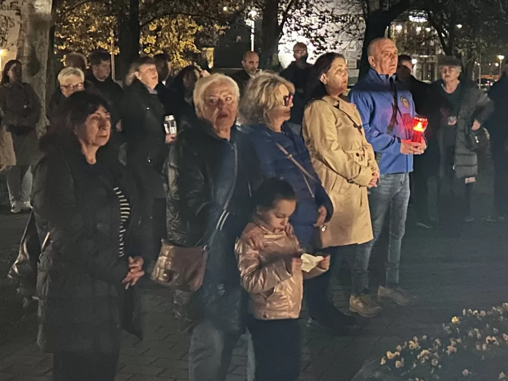 Dostojanstveno obilježen Dan sjećanja u Slavonskom Brodu