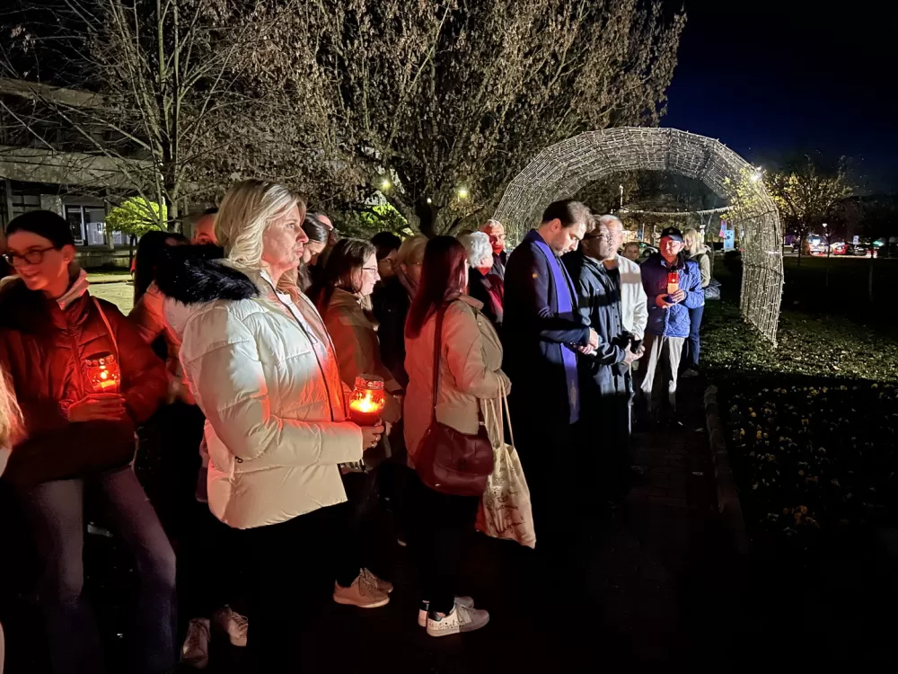 Dostojanstveno obilježen Dan sjećanja u Slavonskom Brodu